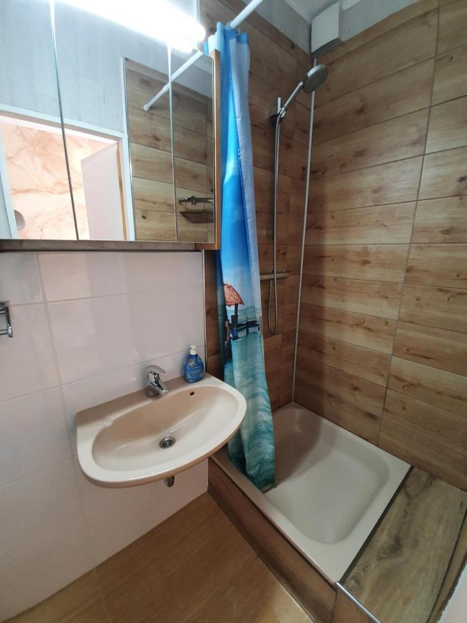 Hotel Kenny & Henry Куксгафен Екстер'єр фото
