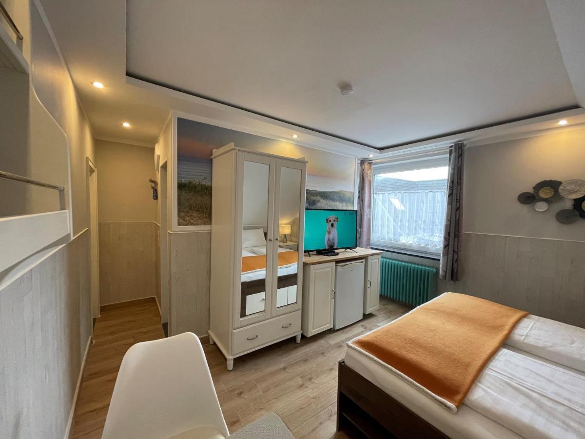 Hotel Kenny & Henry Куксгафен Екстер'єр фото