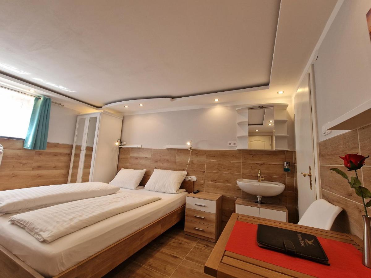 Hotel Kenny & Henry Куксгафен Екстер'єр фото