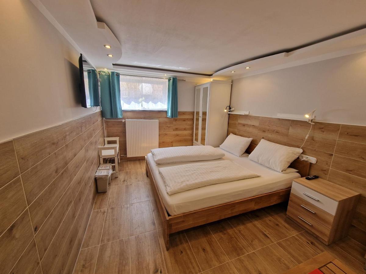 Hotel Kenny & Henry Куксгафен Екстер'єр фото