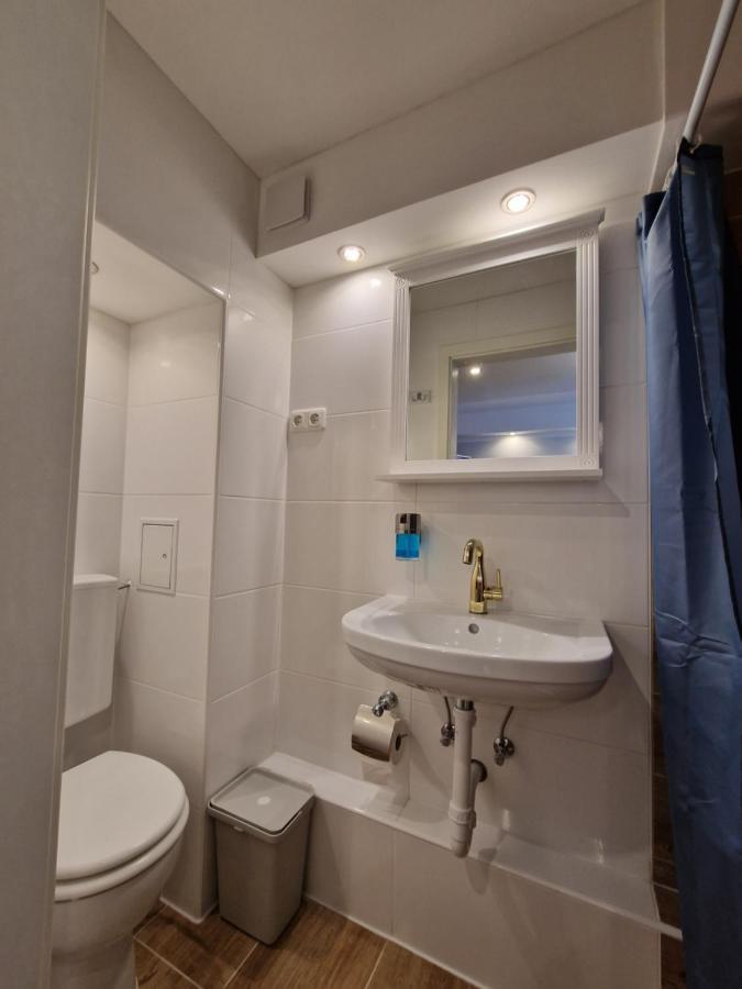 Hotel Kenny & Henry Куксгафен Екстер'єр фото
